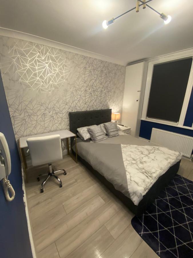 1 Bedroom Luxury Apartments By London City Kültér fotó